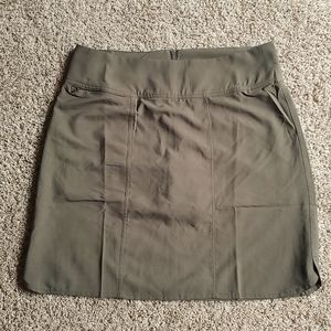 Sherpa Adventure Gear Women's Sajillo Adventure Skort- L